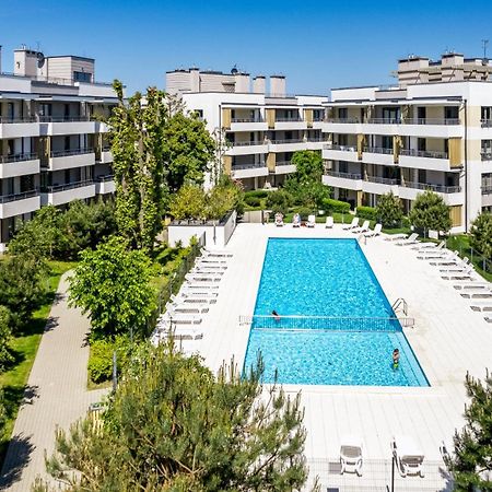 Apartamenty Sun & Snow Rezydencja ウストロニエ・モルスキエ エクステリア 写真