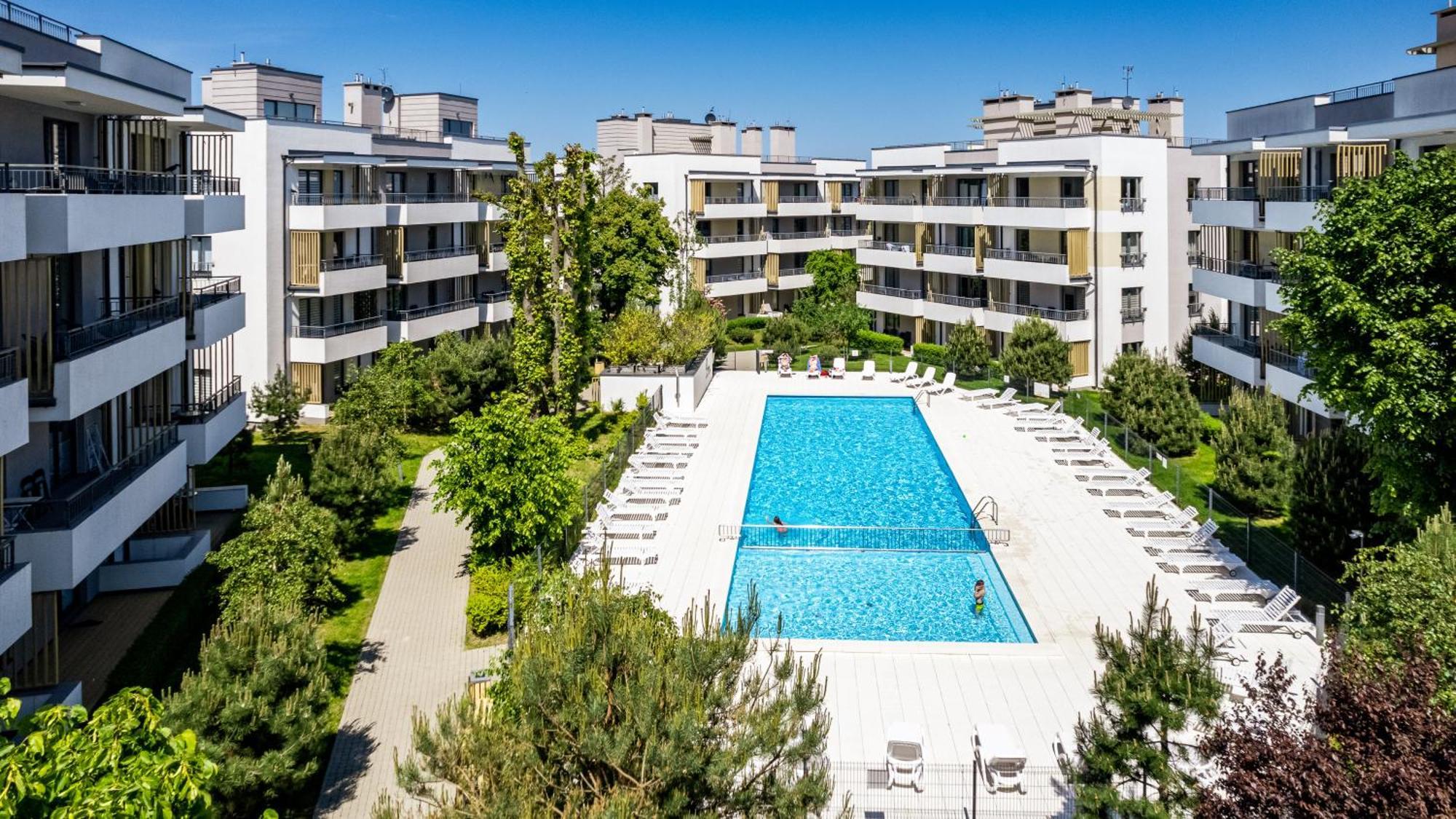 Apartamenty Sun & Snow Rezydencja ウストロニエ・モルスキエ エクステリア 写真